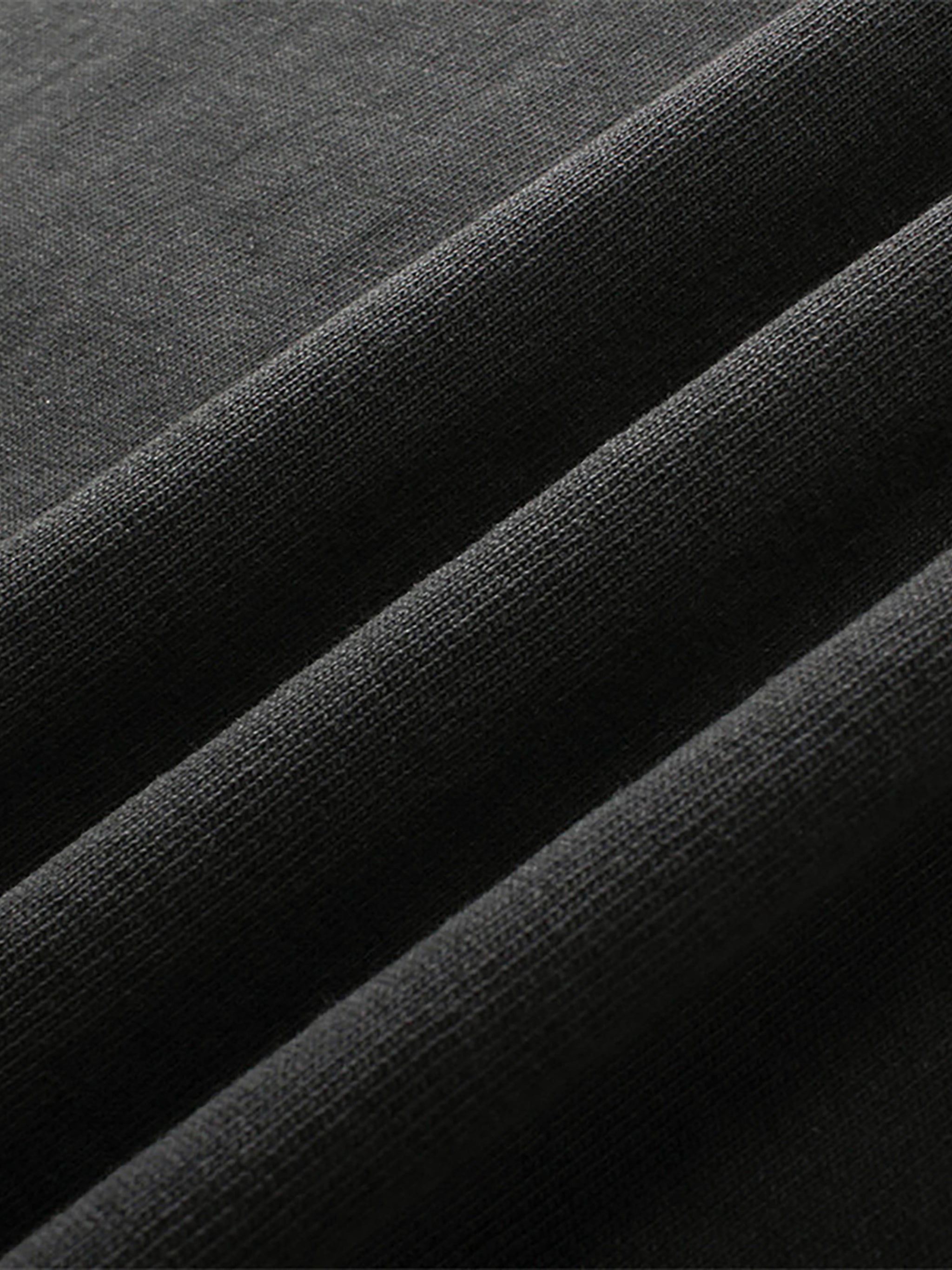 UNO Enzyme Washed Tee