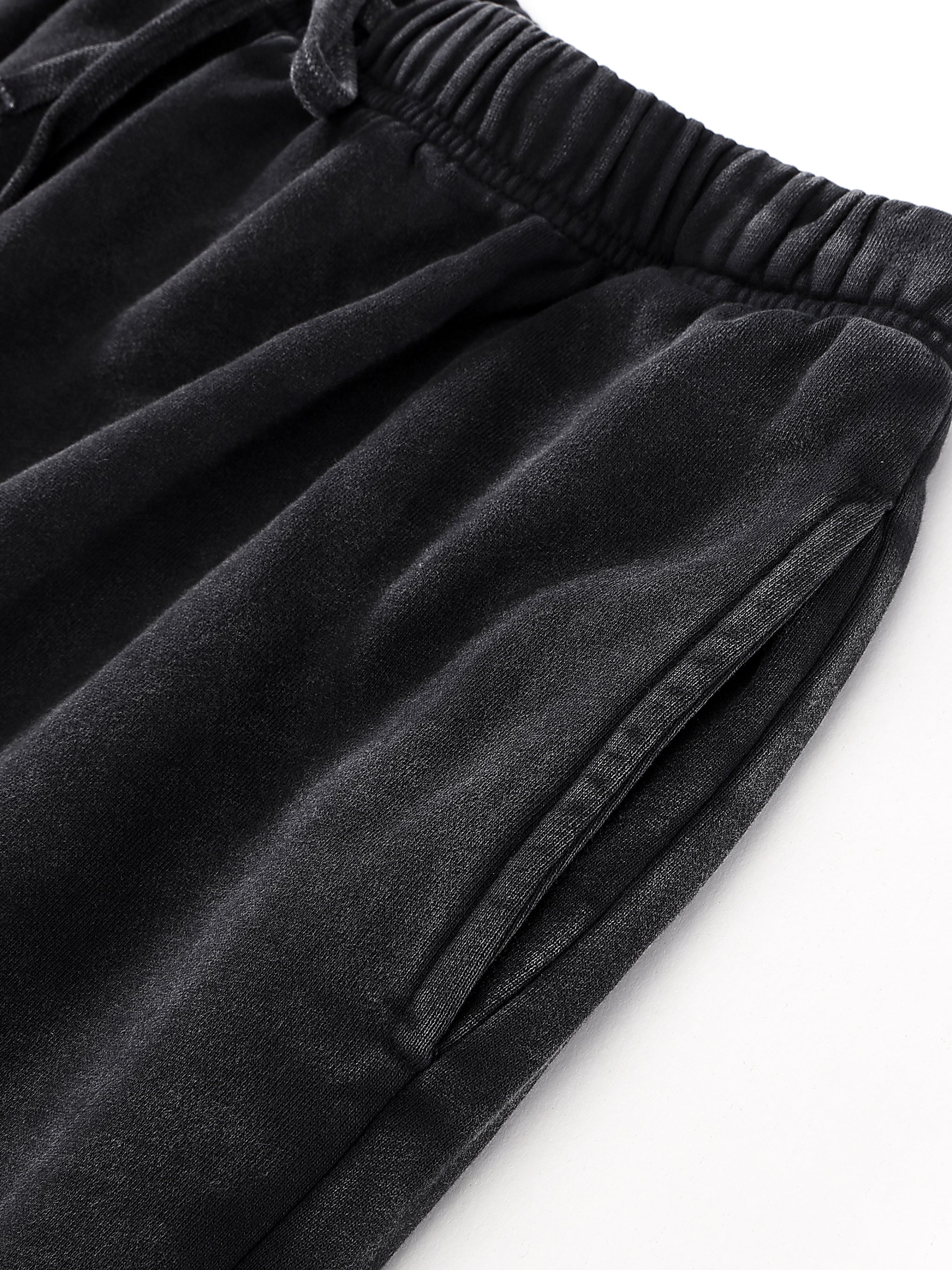 UNO Snow Washed Raw Hem Shorts