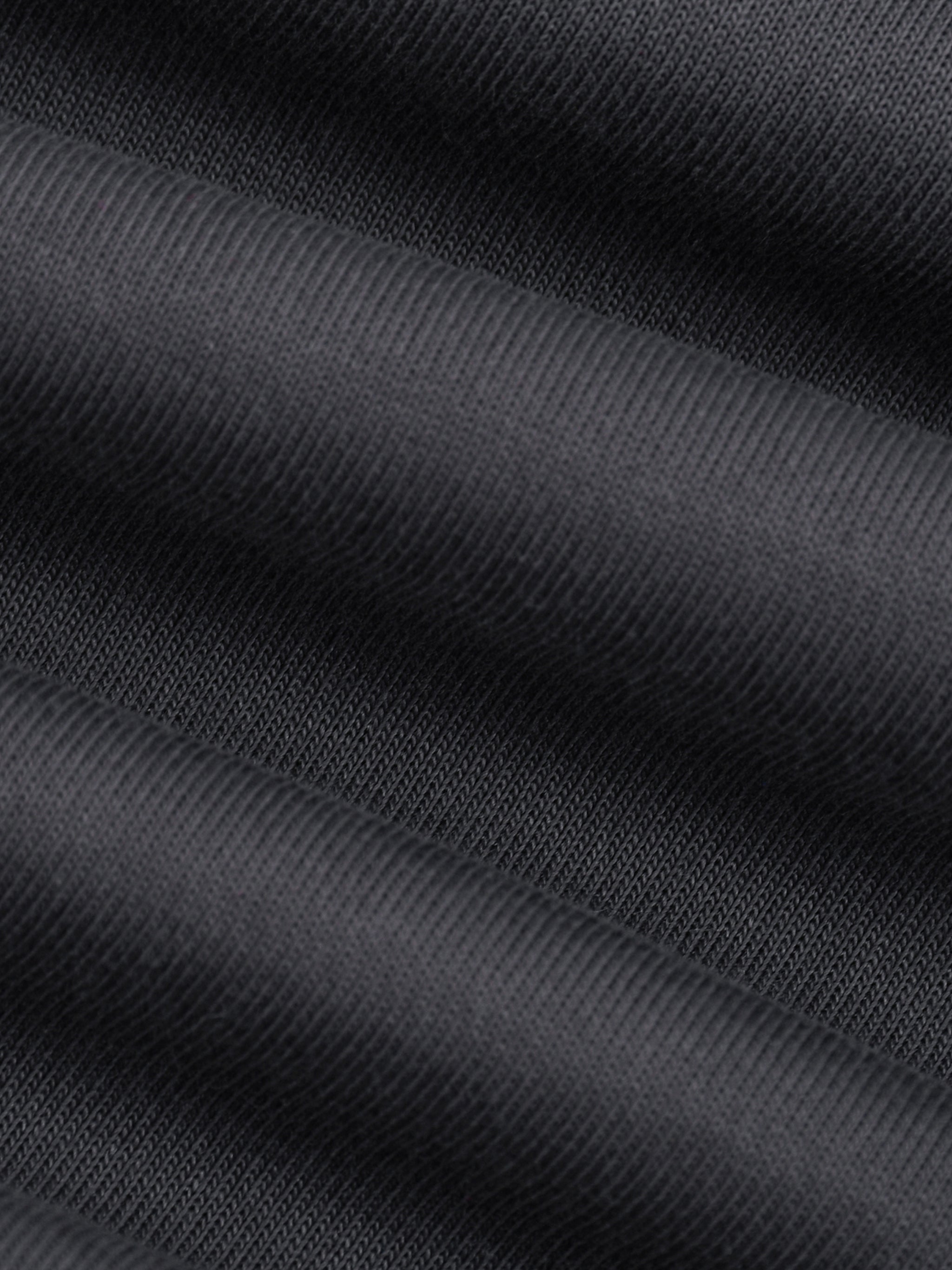 UNO Mesh-Lined Quick-Dry Performance