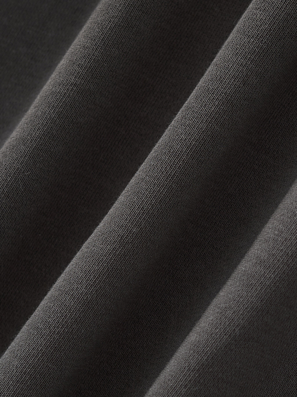 UNO Boxy Half-Sleeve Raw-Edge Tee