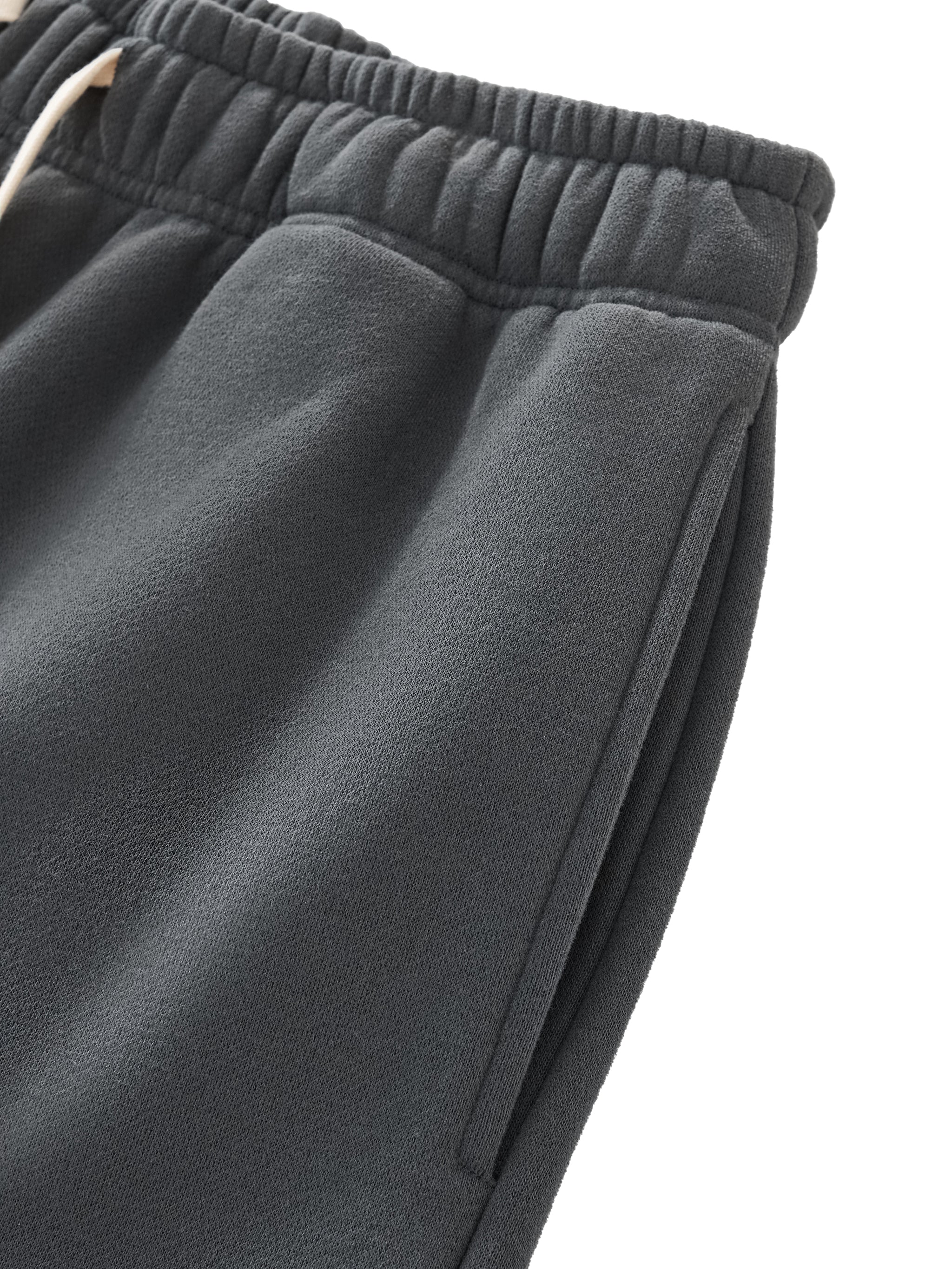 UNO Relaxed Drawstring Three-quarter